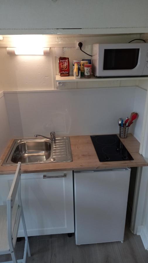 Au Petit Repere Palois -Studio - Centre Ville-Balcon-Wifi Fibre بو المظهر الخارجي الصورة