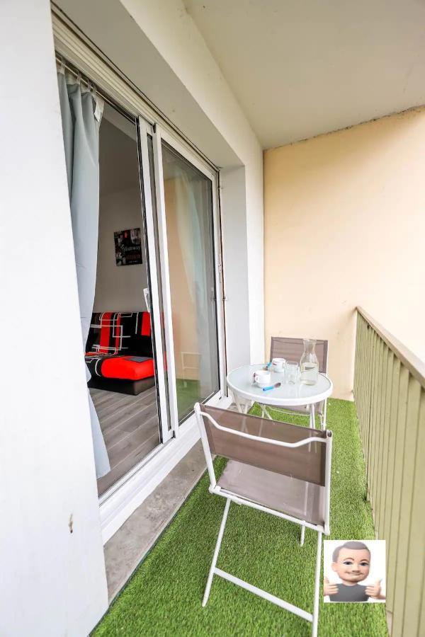 Au Petit Repere Palois -Studio - Centre Ville-Balcon-Wifi Fibre بو المظهر الخارجي الصورة